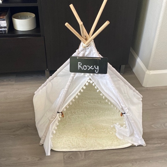 Pet Teepee Dog & Cat Bed with Cushion & Blackboard, Chalk